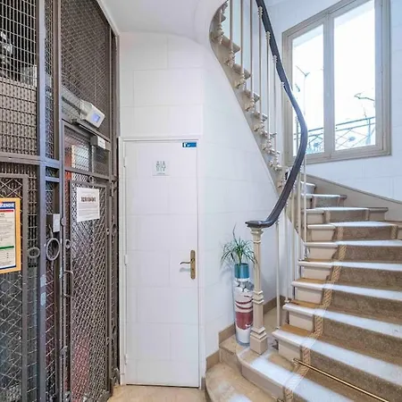 Le Luxe Abordable - 1 - Double - 4 Personnes - Vue Sur Rue アパート