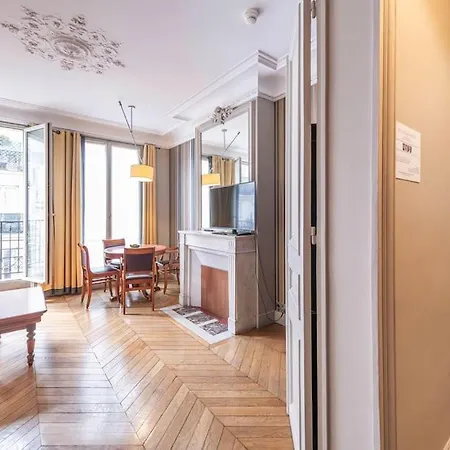 Le Luxe Abordable - 1 - Double - 4 Personnes - Vue Sur Rue アパート *